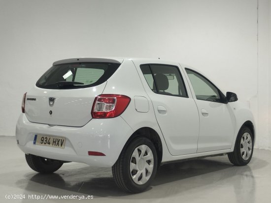 Dacia Sandero Laureate - Sevilla