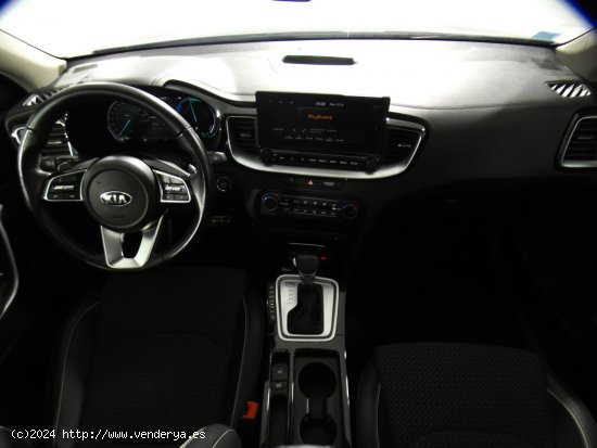 Kia XCeed eDrive PHEV - 