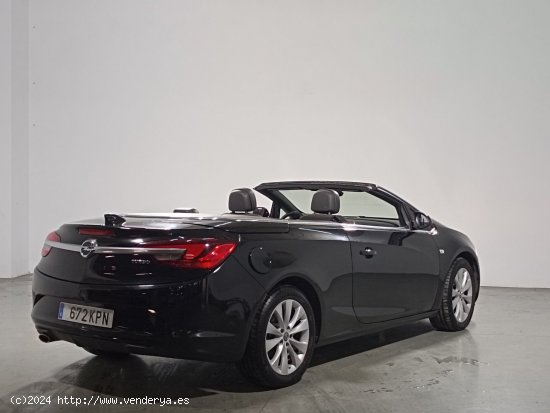 Opel Cascada Excellence - Madrid