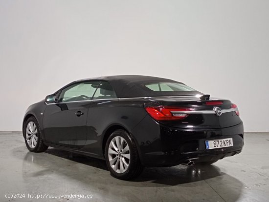 Opel Cascada Excellence - Madrid