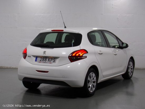 Peugeot 208 Active - Manresa