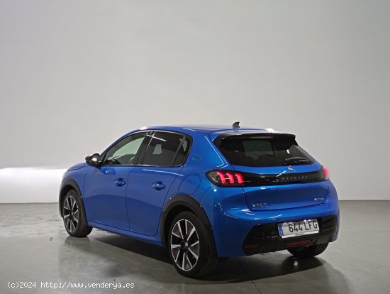 Peugeot 208 GT Line - 