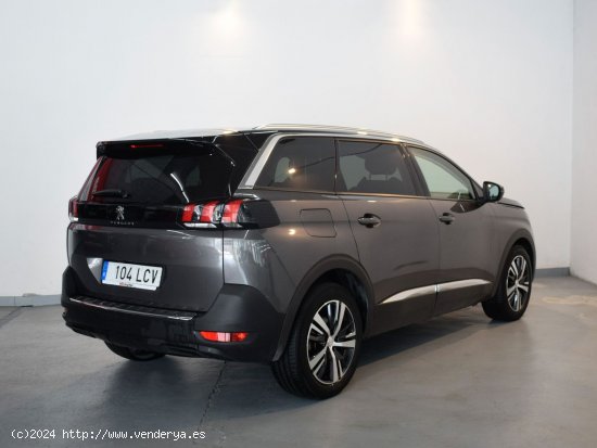 Peugeot 5008 Allure - Manresa