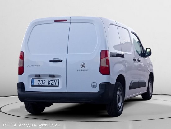 Peugeot Partner Pro Standard 600kg - Madrid