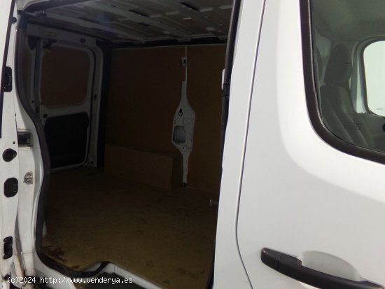 Renault Trafic L1H1 2.7t - Torrejón de Ardoz