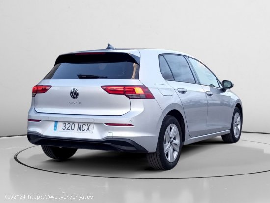 Volkswagen Golf Life - Madrid