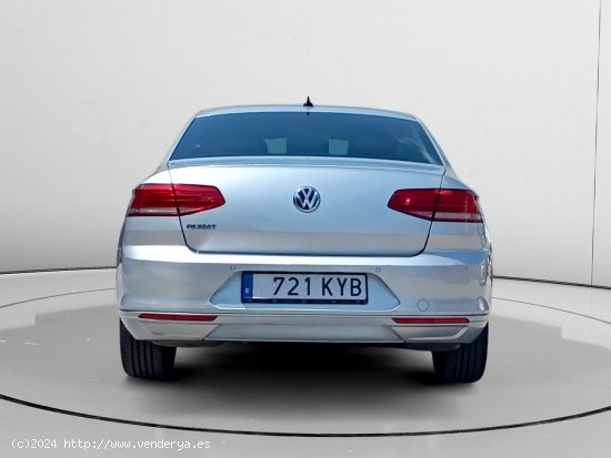 Volkswagen Passat Advance BMT - Madrid