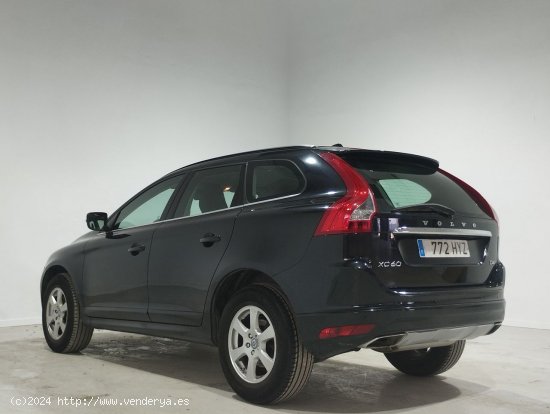 Volvo XC-60 Momentum 2WD - Sevilla