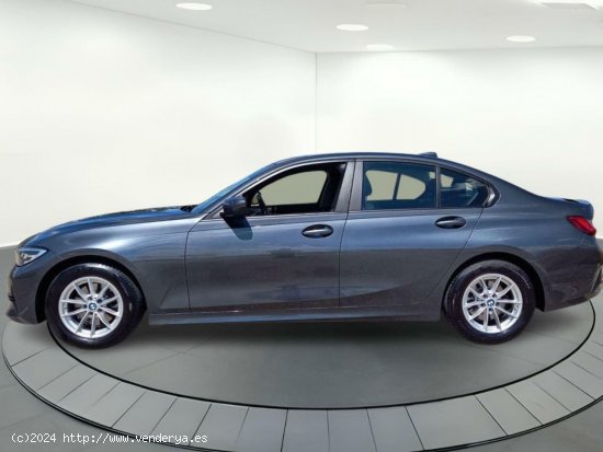 BMW Serie 3 320 D AUTO - LEGANES