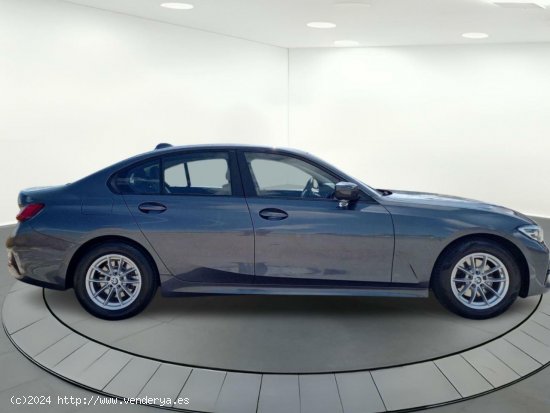 BMW Serie 3 320 D AUTO - LEGANES