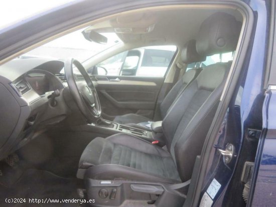 Volkswagen Passat 2.0 TDI VARIANT SPORT - Alcorcon