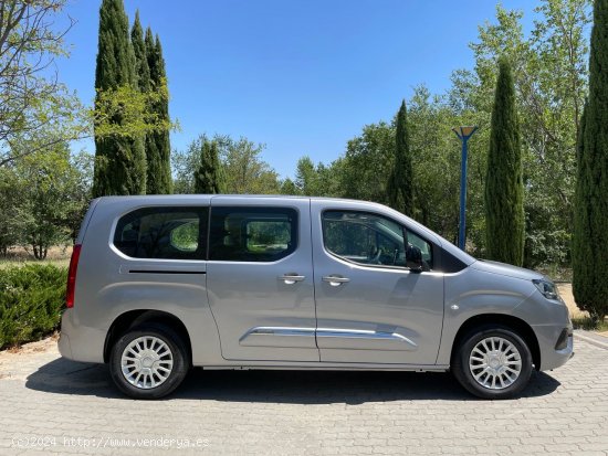 Toyota Proace City Verso Combi VX L2 1.5D 130cv 6 vel. *IVA deducible* *7 plazas* *0 km* *Entrega in