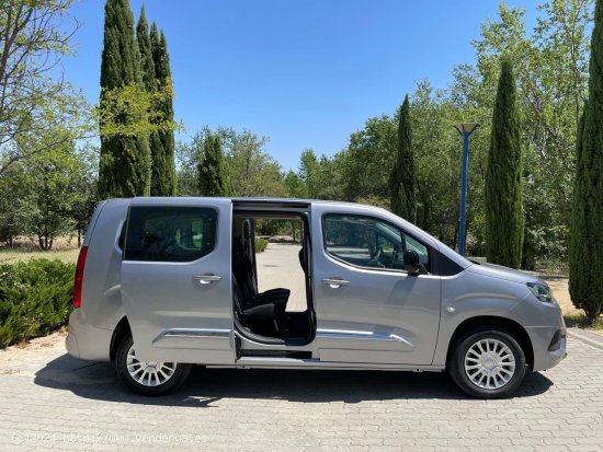 Toyota Proace City Verso Combi VX L2 1.5D 130cv 6 vel. *IVA deducible* *7 plazas* *0 km* *Entrega in