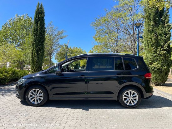 Volkswagen Touran Advance 7 Plazas 1.6 TDI 115cv 6 vel. *IVA deducible* *Nacional* *216€/mes* - Ma