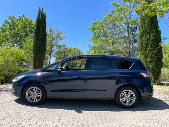 Ford S Max Trend 2.0 TDCi Panther 120cv 6 vel. *IVA deducible* *Revisiones en Ford* *Nacional* *226