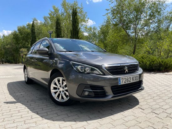 Peugeot 308 SW Style 1.5 HDi 130cv 6 vel. *IVA deducible* *163.000 km* *2019* *Nacional* *139€/mes