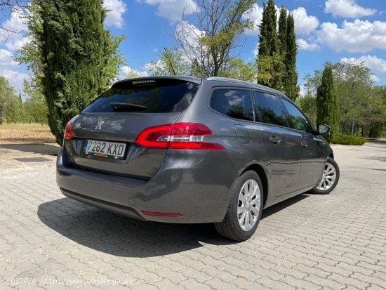 Peugeot 308 SW Style 1.5 HDi 130cv 6 vel. *IVA deducible* *163.000 km* *2019* *Nacional* *139€/mes