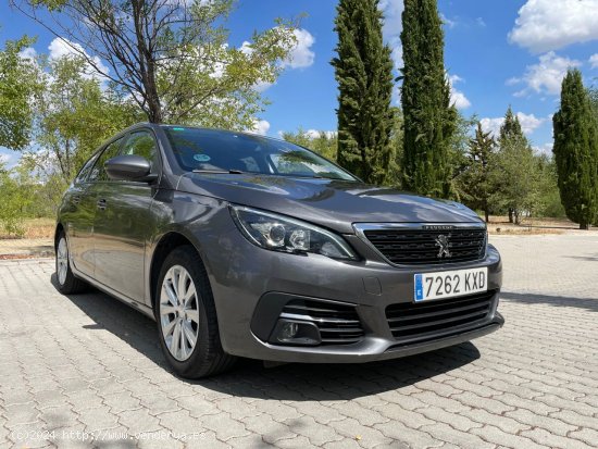 Peugeot 308 SW Style 1.5 HDi 130cv 6 vel. *IVA deducible* *163.000 km* *2019* *Nacional* *139€/mes