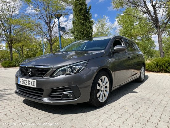 Peugeot 308 SW Style 1.5 HDi 130cv 6 vel. *IVA deducible* *163.000 km* *2019* *Nacional* *139€/mes