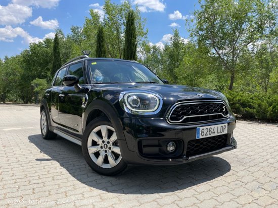 MINI Countryman Cooper S E ALL4 224cv. *IVA deducible* *Pegatina Cero Emisiones* *Híbrido enchufabl