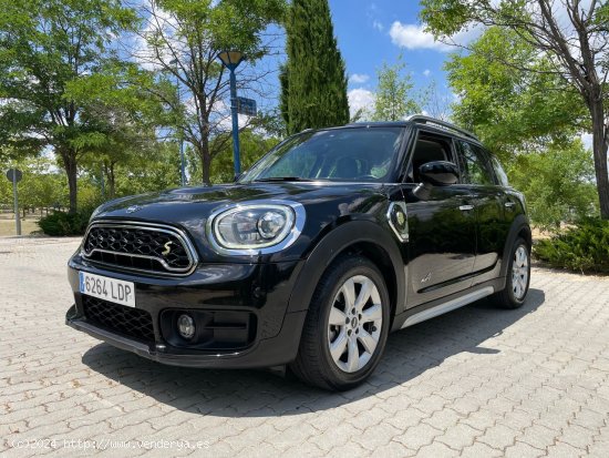 MINI Countryman Cooper S E ALL4 224cv. *IVA deducible* *Pegatina Cero Emisiones* *Híbrido enchufabl