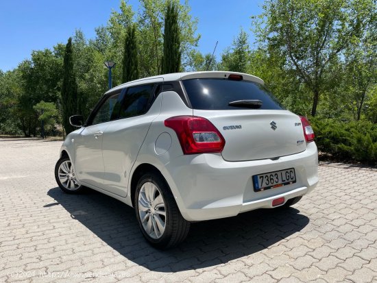 Suzuki Swift GLE 1.2 Mild Hybrid 90cv. *IVA deducible* *Pegatina ECO* *2020* *Nacional* *194€/mes*