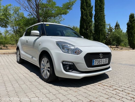 Suzuki Swift GLE 1.2 Mild Hybrid 90cv. *IVA deducible* *Pegatina ECO* *2020* *Nacional* *194€/mes*