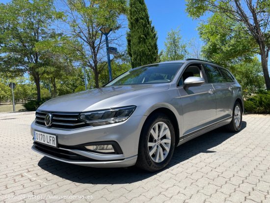 Volkswagen Passat Variant Business DSG 1.6 TDI 120cv 7 vel. *IVA deducible* *Automático* *Año 2020