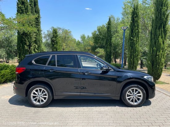 BMW X1 sDrive 18d 150cv 6 vel. *IVA deducible* *Modelo nuevo* *Año 2021* *Nacional* *248€/mes* - 