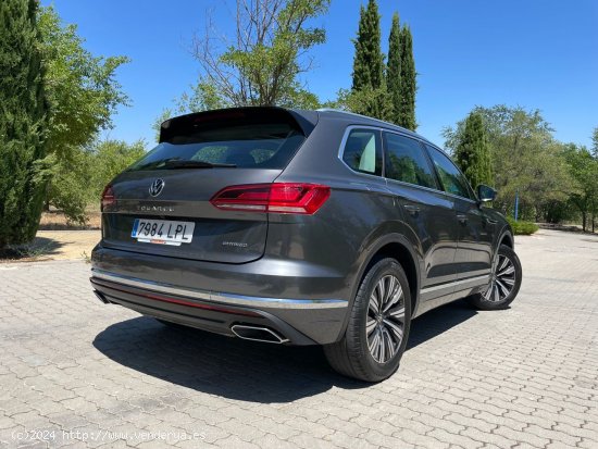 Volkswagen Touareg eHybrid Eleg Tip 4M 3.0 V6 TSI 381cv 8 vel. *IVA deducible* *78.000 km* *2021* *N