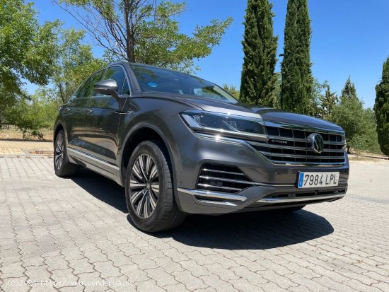 Volkswagen Touareg eHybrid Eleg Tip 4M 3.0 V6 TSI 381cv 8 vel. *IVA deducible* *78.000 km* *2021* *N