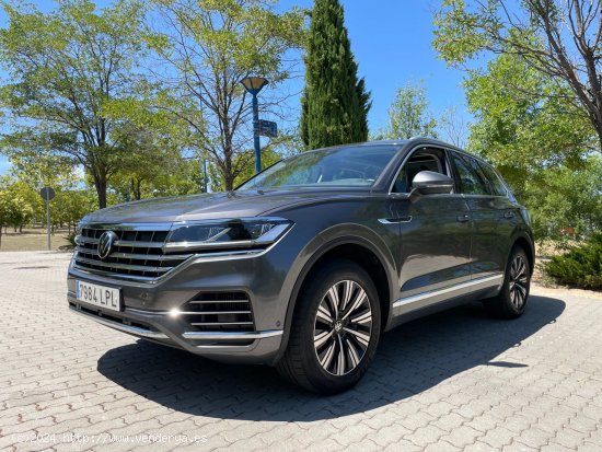 Volkswagen Touareg eHybrid Eleg Tip 4M 3.0 V6 TSI 381cv 8 vel. *IVA deducible* *78.000 km* *2021* *N