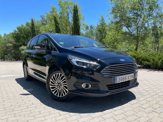 Ford S Max Titanium 2.0 TDCi Panther 150cv 6 vel. *IVA deducible* *Nacional* *251€/mes* - Madrid