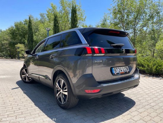 Peugeot 5008 Allure EAT8 1.5 HDi 130cv 8 vel. *IVA deducible* *Automático* *7 plazas* *11-2019* *Na