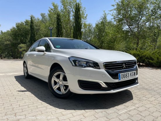 Peugeot 508 Active 1.6 HDI 120cv 6 vel. *IVA deducible* *169.000 km* *2018* *Nacional* *168€/mes* 