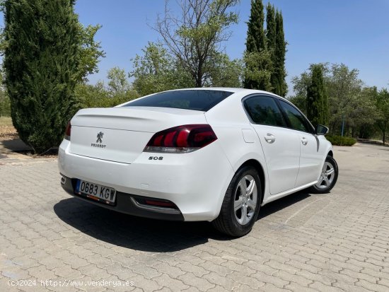 Peugeot 508 Active 1.6 HDI 120cv 6 vel. *IVA deducible* *169.000 km* *2018* *Nacional* *168€/mes* 