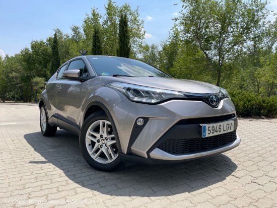 Toyota C-HR Active 125H 1.8 122cv. *IVA deducible* *Distintivo ECO* *Modelo nuevo* *Año 2020* *Naci