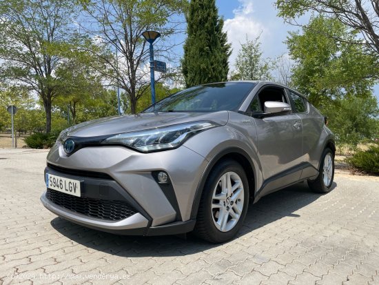 Toyota C-HR Active 125H 1.8 122cv. *IVA deducible* *Distintivo ECO* *Modelo nuevo* *Año 2020* *Naci