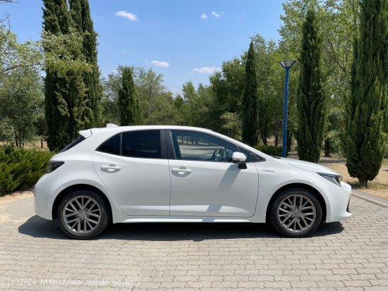 Toyota Corolla Feel! e-CVT 125H 1.8 122cv. *IVA deducible* *179.000 km* *Finales 2019* *Nacional* *2