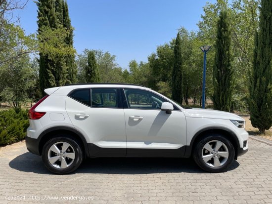 Volvo XC40 2.0 D3 150cv 6 vel. *IVA deducible* *174.000 km* *Año 2020* *Nacional* *283€/mes* - Ma