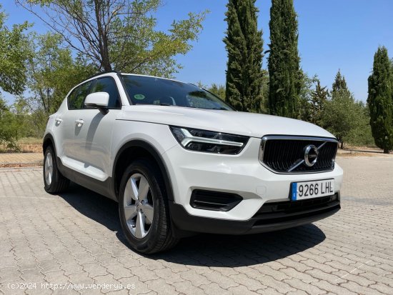 Volvo XC40 2.0 D3 150cv 6 vel. *IVA deducible* *174.000 km* *Año 2020* *Nacional* *283€/mes* - Ma