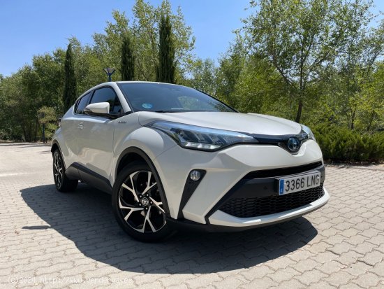 Toyota C-HR Advance 125H 1.8 122cv. *IVA deducible* *Modelo nuevo* *132.000 km* *2021* *Nacional* - 