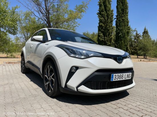 Toyota C-HR Advance 125H 1.8 122cv. *IVA deducible* *Modelo nuevo* *132.000 km* *2021* *Nacional* - 