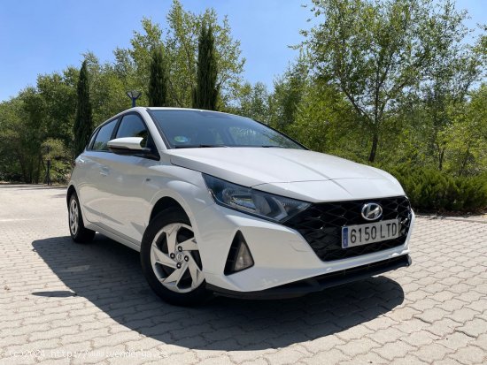 Hyundai i20 Essence 48V 1.0 TGDI 100cv 6 vel. *IVA deducible* *Distintivo ECO* *Finales del 2021* *N