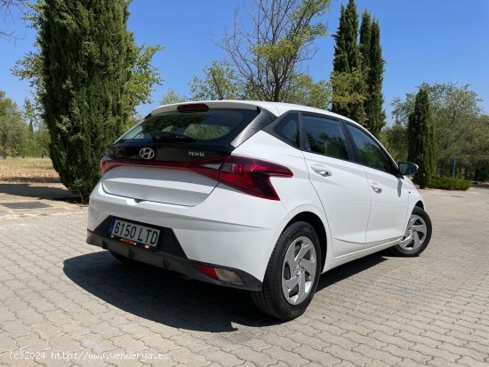 Hyundai i20 Essence 48V 1.0 TGDI 100cv 6 vel. *IVA deducible* *Distintivo ECO* *Finales del 2021* *N