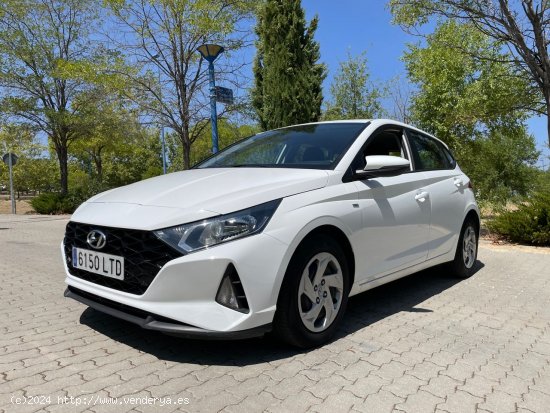 Hyundai i20 Essence 48V 1.0 TGDI 100cv 6 vel. *IVA deducible* *Distintivo ECO* *Finales del 2021* *N