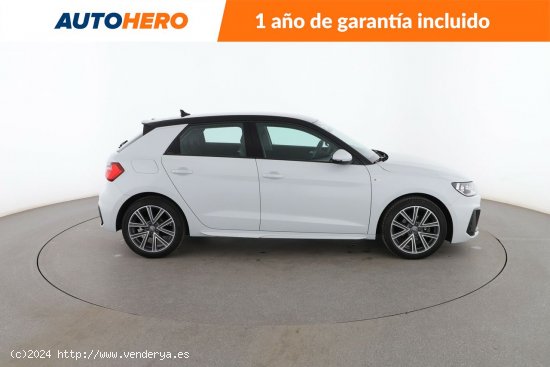 Audi A1 30 TFSI S Line - 