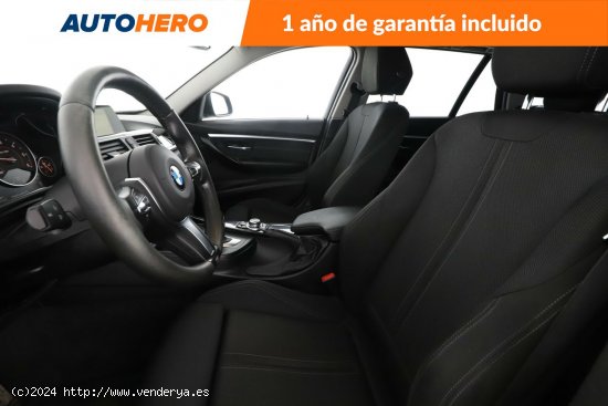 BMW Serie 3 320d Sport Line - 