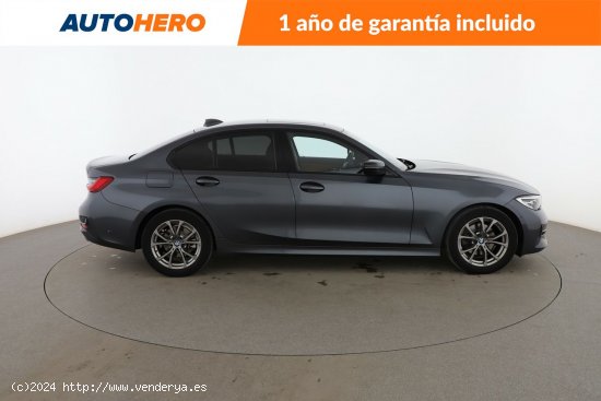 BMW Serie 3 320d Sport Line - 