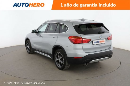 BMW X1 sDrive 18i - 